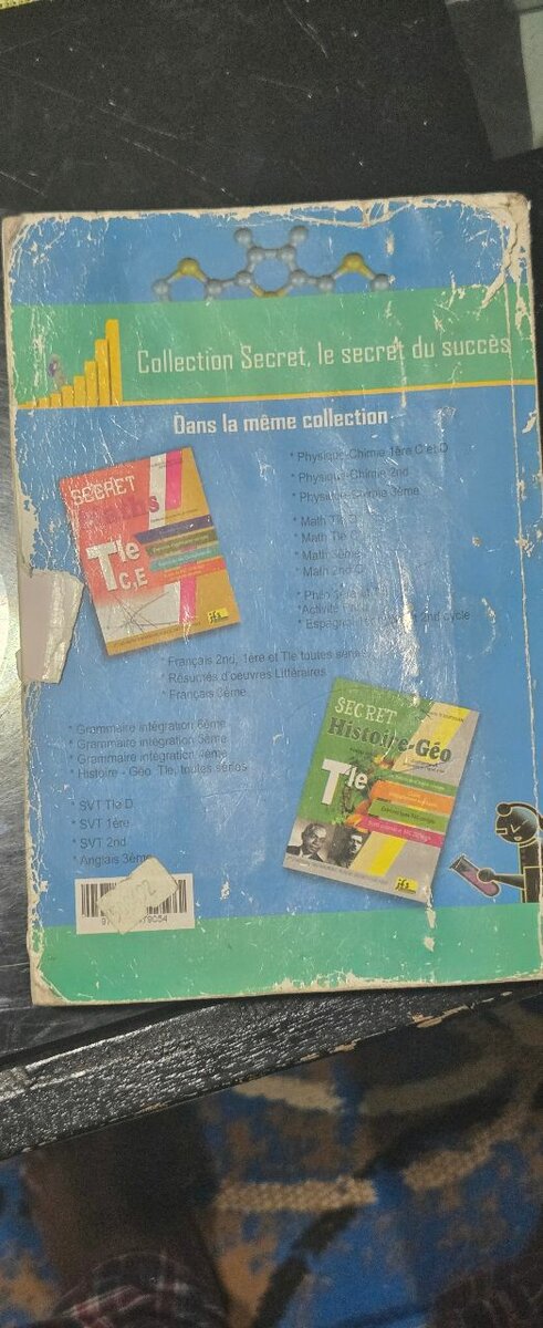 Livre de Physique Chim - 3eme