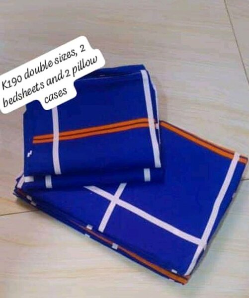 Bed linen set (2 sheets and 2 pillowcases)