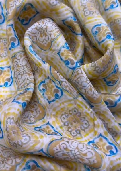 Красивая лёгкая ткань Тенсель батист с узором для пошива одежды