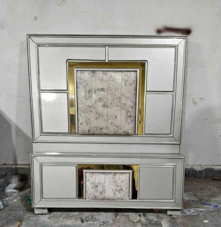 Sumaira Upholstered Single Bed