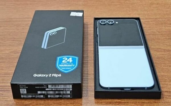 Galaxy Z Flip6 Smartphone