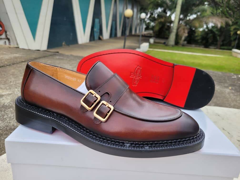 Chaussures en cuir élégantes