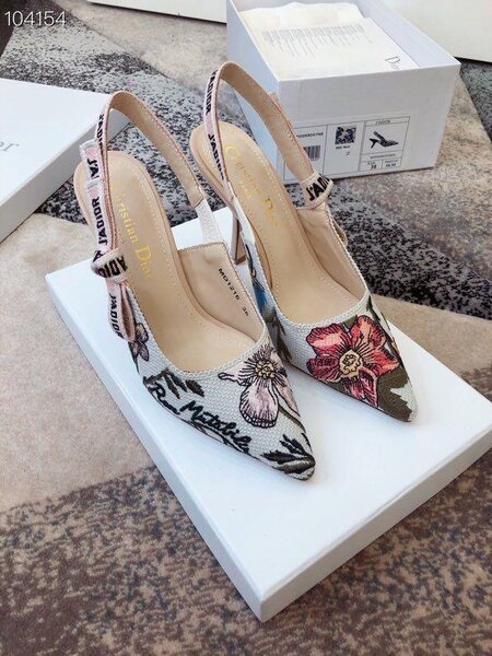 Escarpins Floraux Élégants