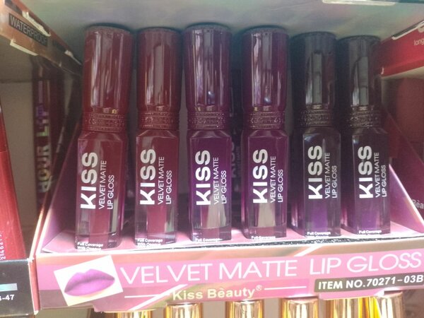 Kiss Velvet Matte Lip Gloss