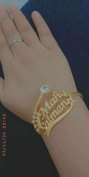 Female customized bracelet