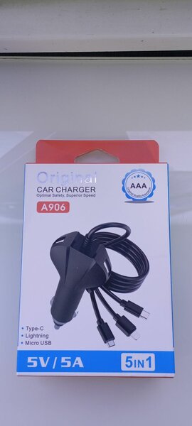 Chargeur voiture 5-en-1 A906