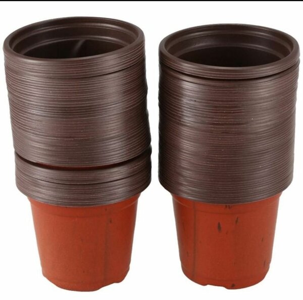 Nursery plastic pots