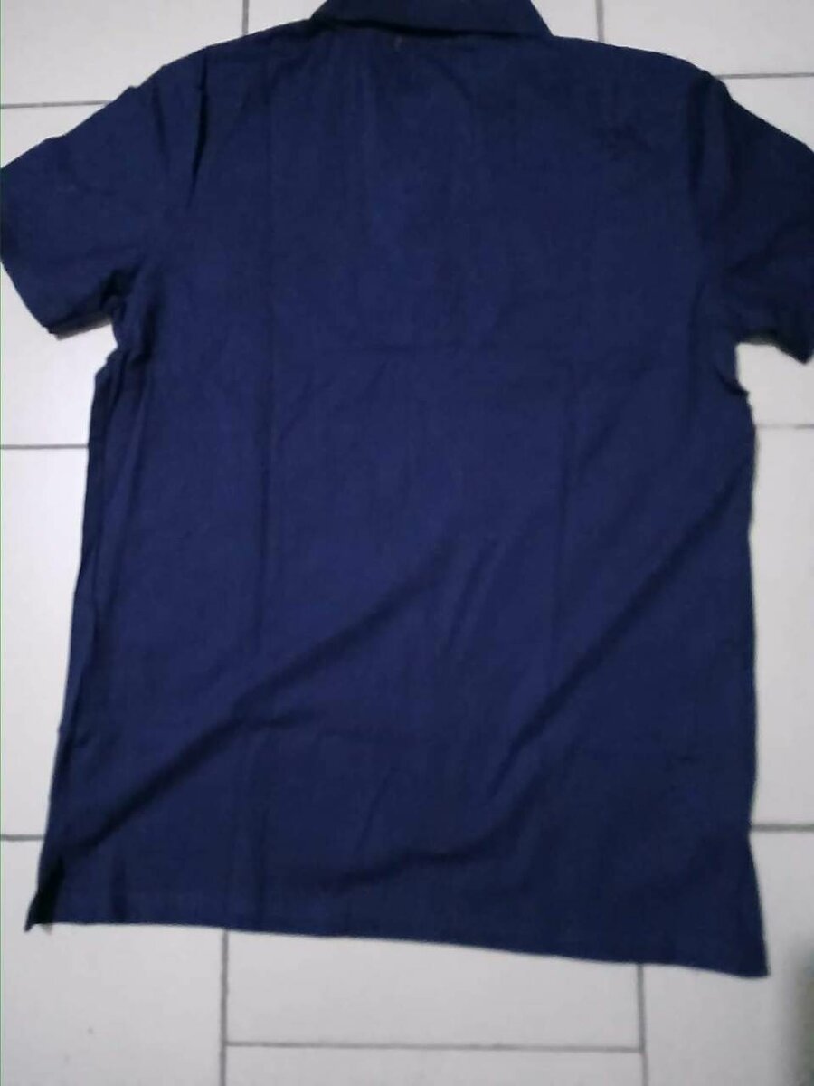 Polo bleu taille XL,M