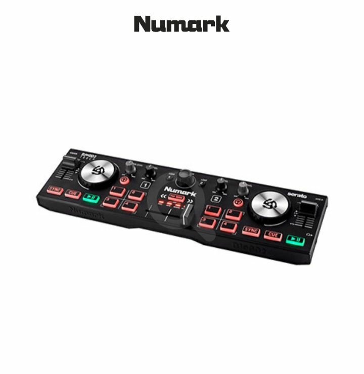 Contrôleur DJ Numark Mixtrack