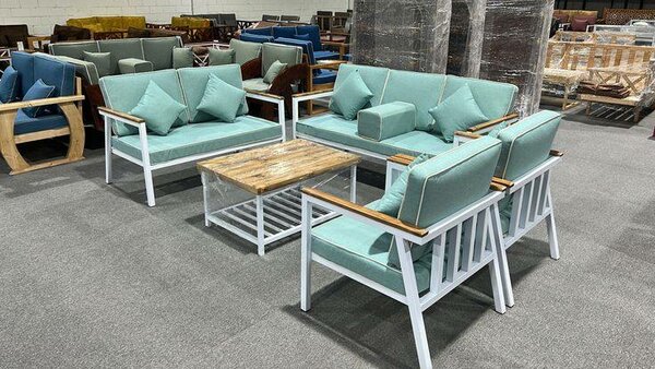 Ensemble de salon extérieur moderne