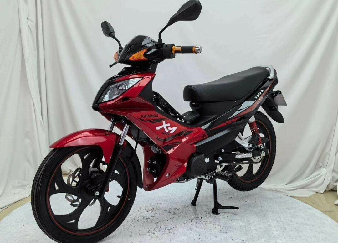 Moto sportive rouge X4