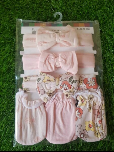 Hair bands and mittens