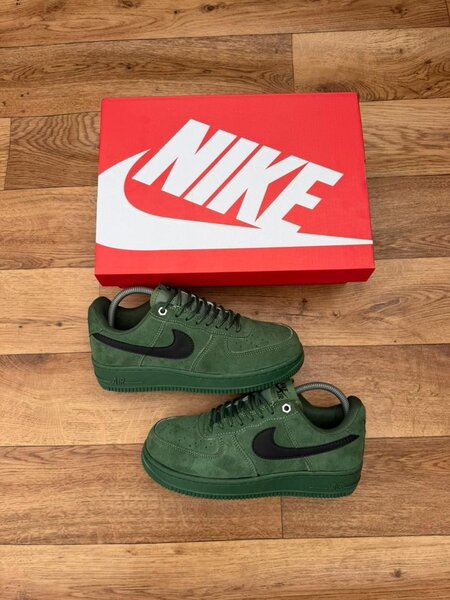 Chaussures Nike Air Force 1 en vert