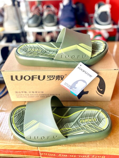 Tongs confortables LUOFU