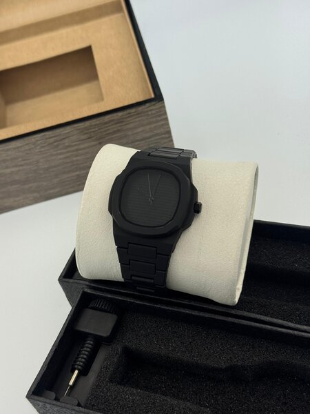 Montre homme noire Arabic