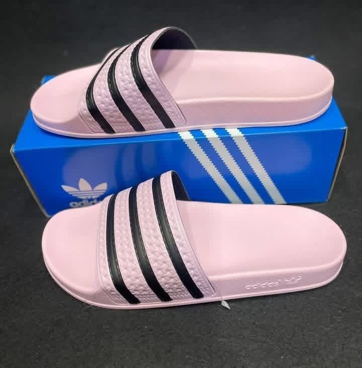 Adidas Claquettes Iconiques