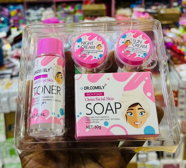 Dr. Comely Skincare Set