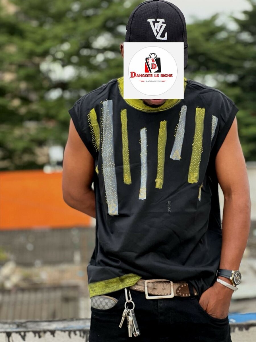 T-shirt noir décontracté homme