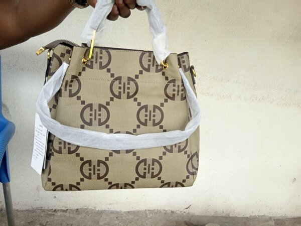 Sac à main élégant en cuir