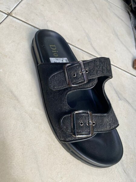 Sandales en cuir élégantes