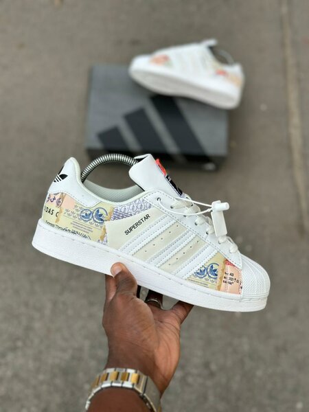 Sneakers Superstar streetwear