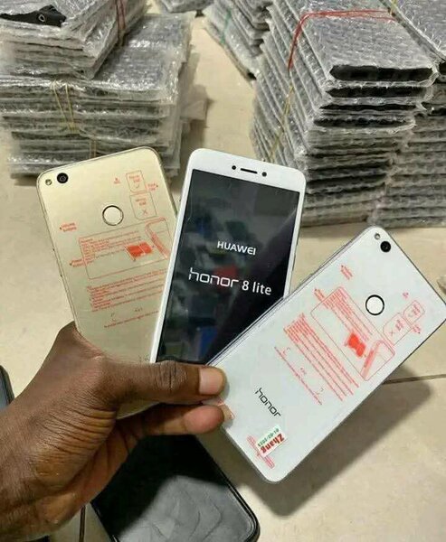 Smartphones Huawei Honor 8/9 Lite