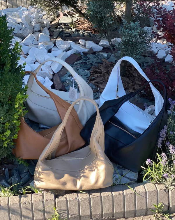 сумки разных цветов