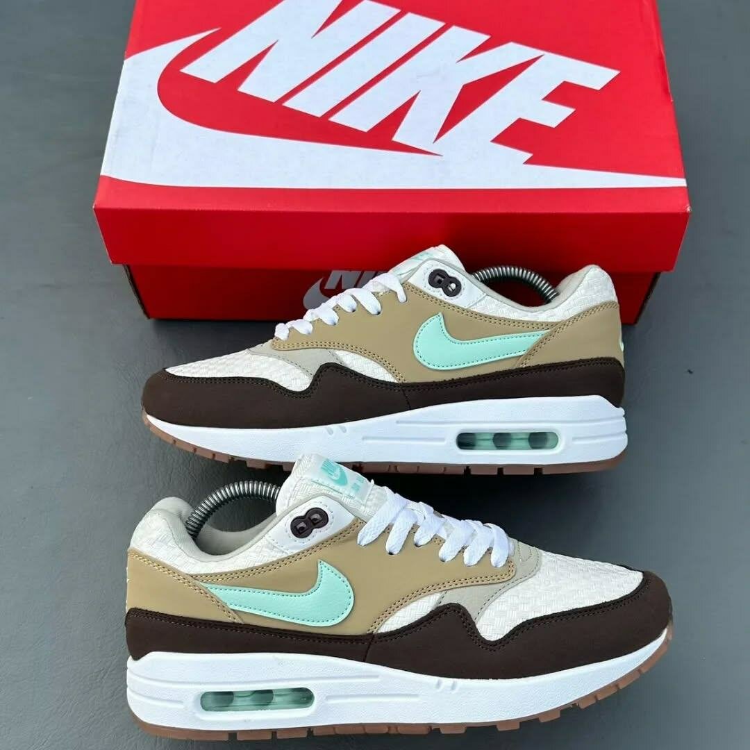 Nike Air Max Sneakers