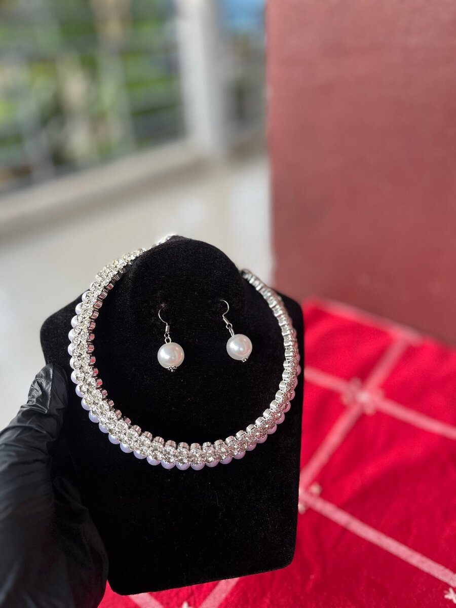 Parure Collier et Boucles Perles