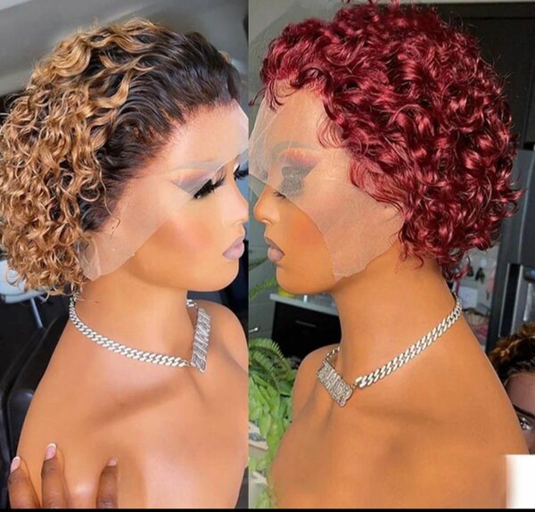 Perruque bouclée en dentelle