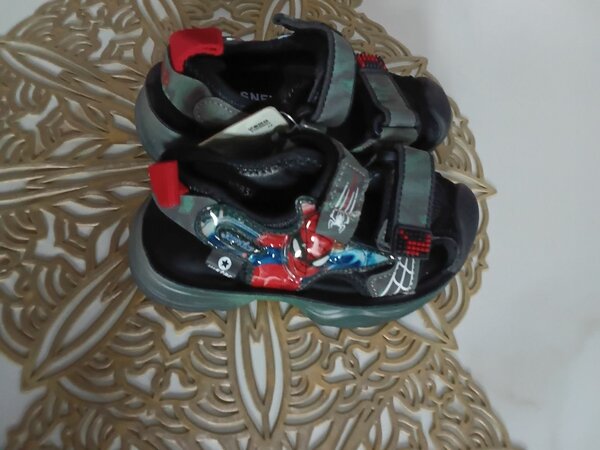 Sandales enfant avec motif