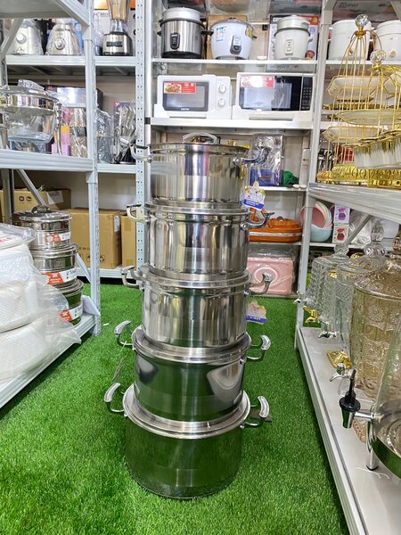 Stainless steel cookware