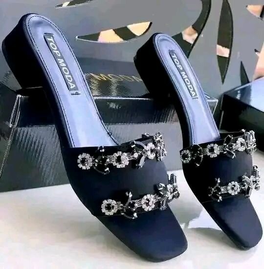 Sandales à talons élégantes