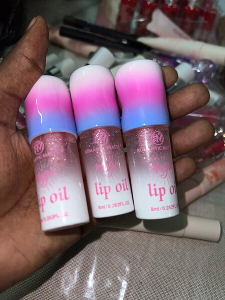 Huile à lèvres Miss Betty