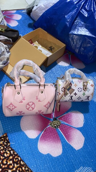 Sac à main à motifs colorés