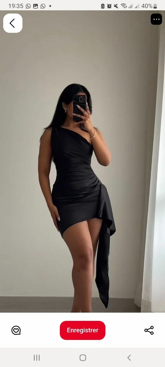Robe élégante asymétrique