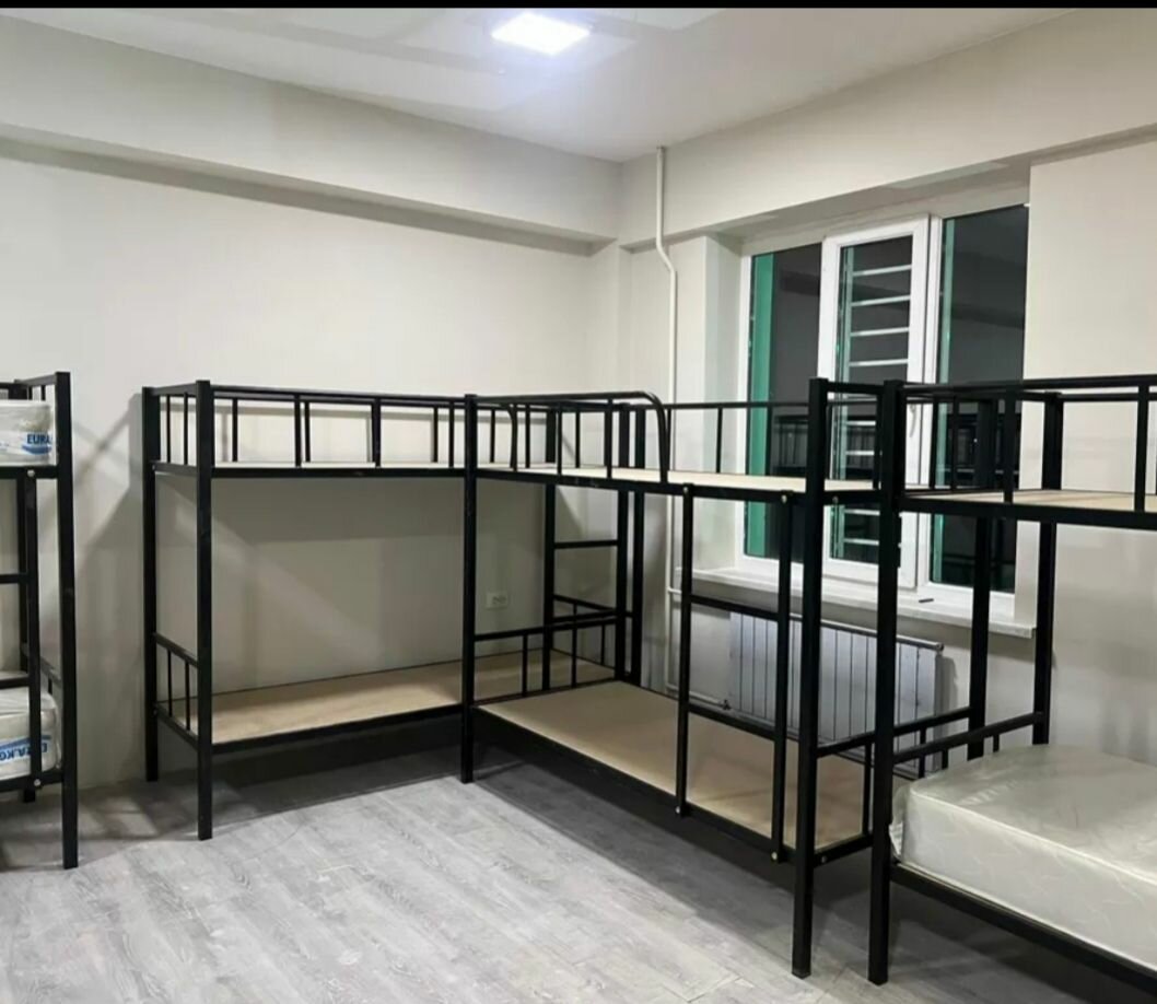 Двухъярусная кровать