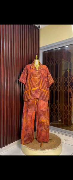 Ensemble pantalon chemise coloré