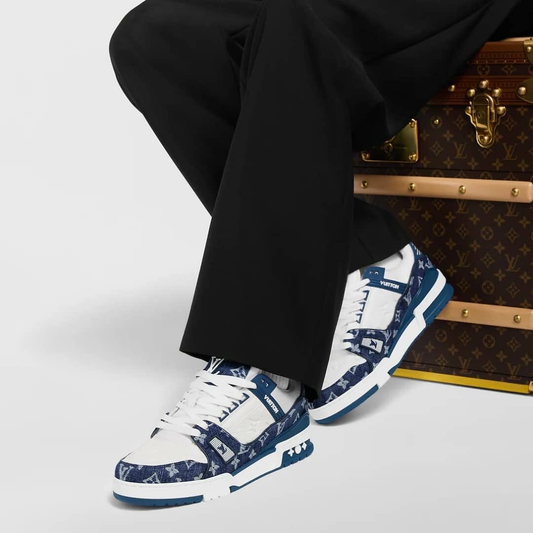 PAIRE DE Louis Vuitton Homme