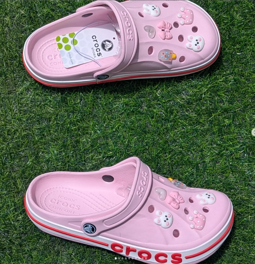 Crocs with gibits 