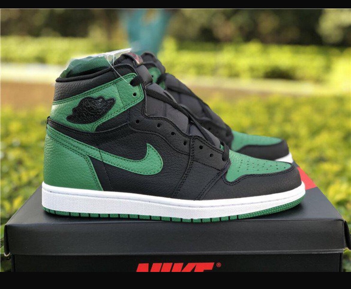 Air Jordan 1 pine green