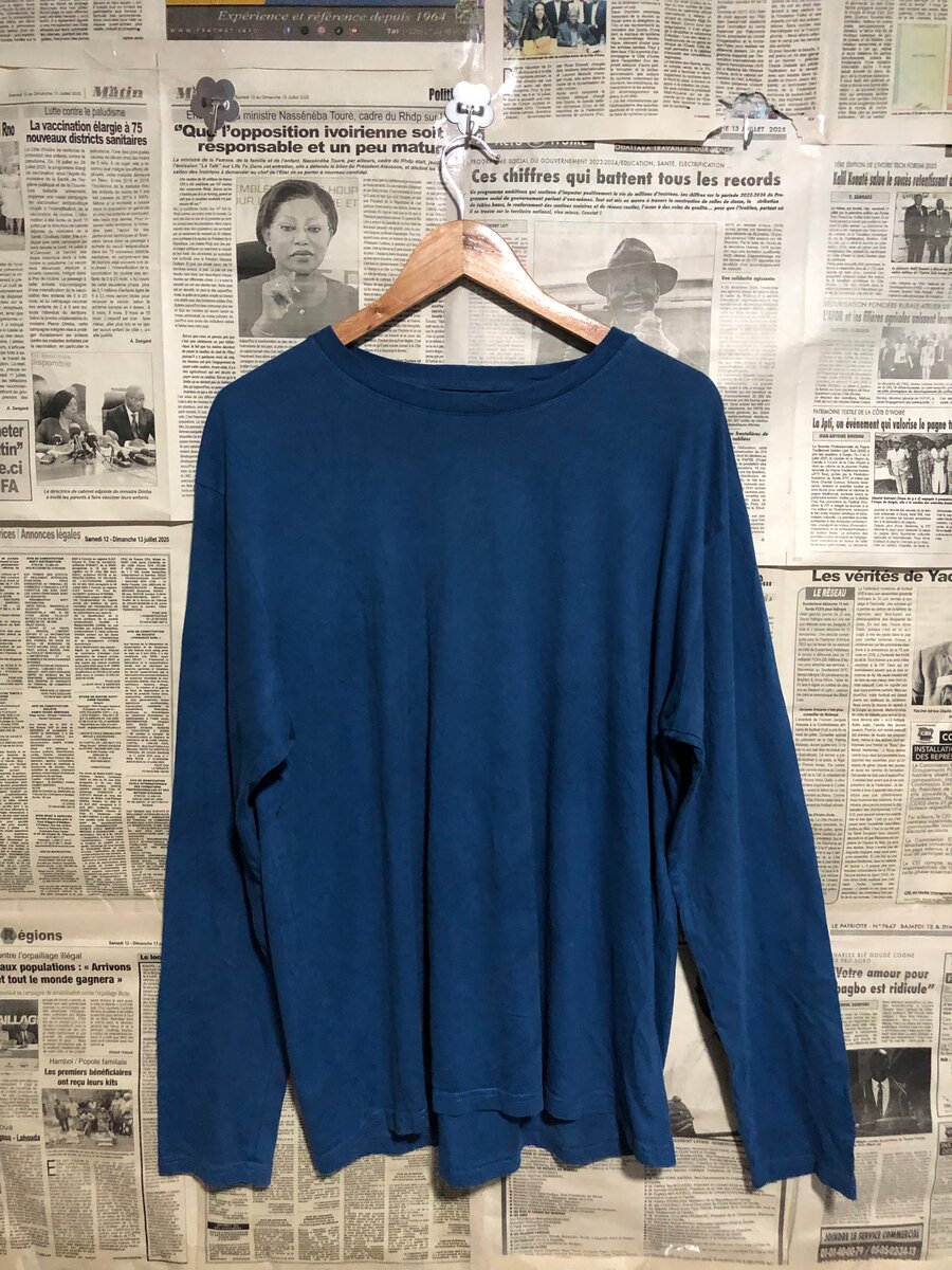 T-shirt bleu manches longues