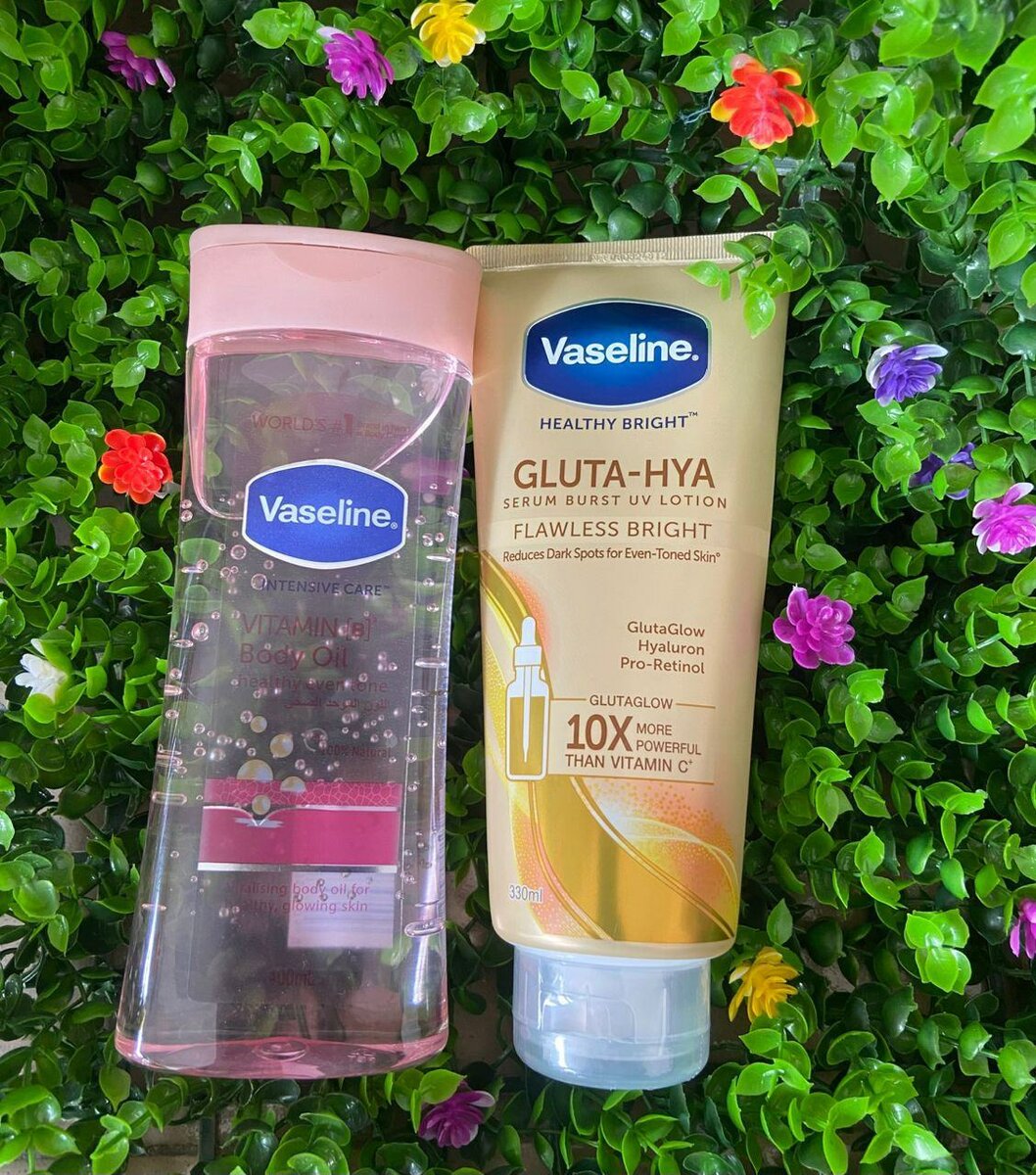 Vaseline Gluta-Hya Lotion Set