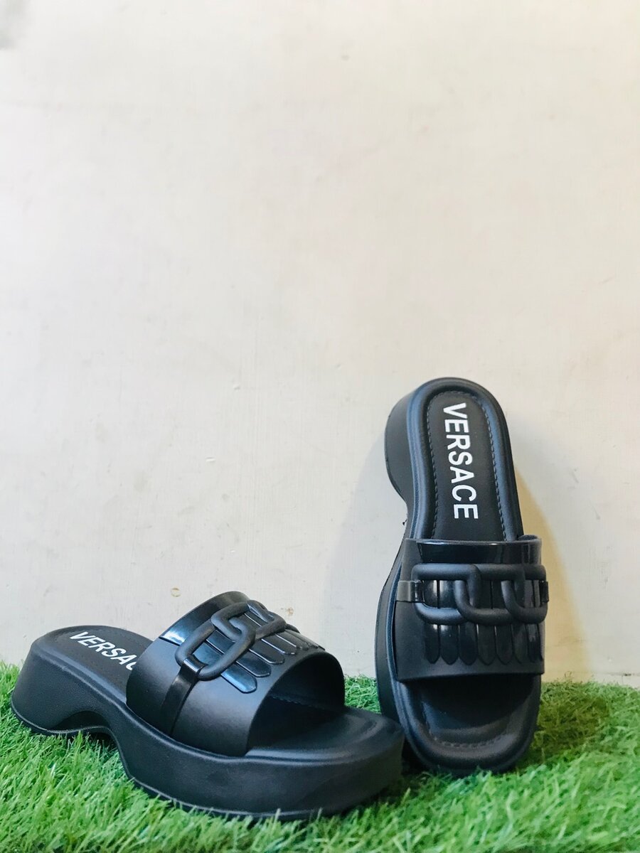 Ladies house slippers