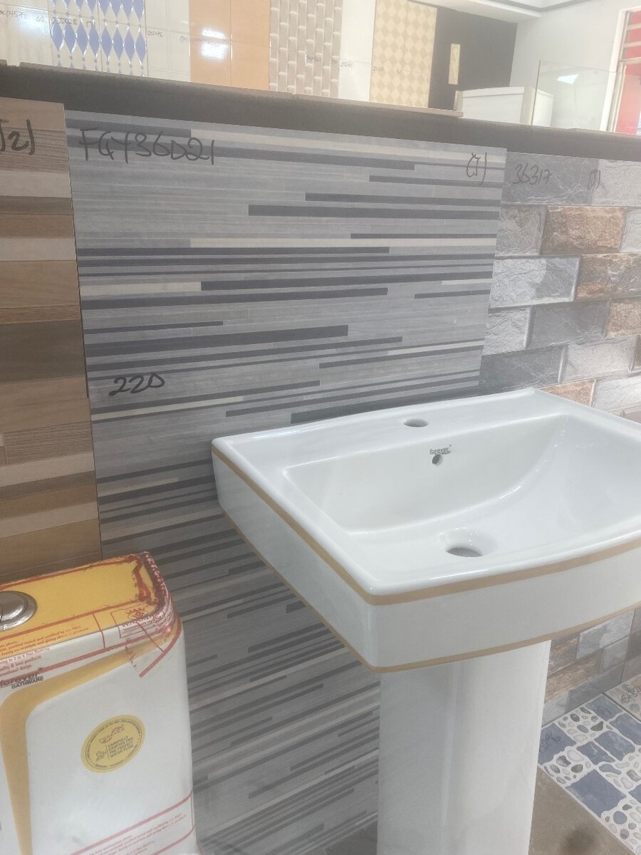 Wall Tiles -// Facials // -