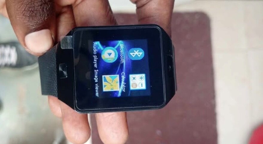 Smart watch with SIM card