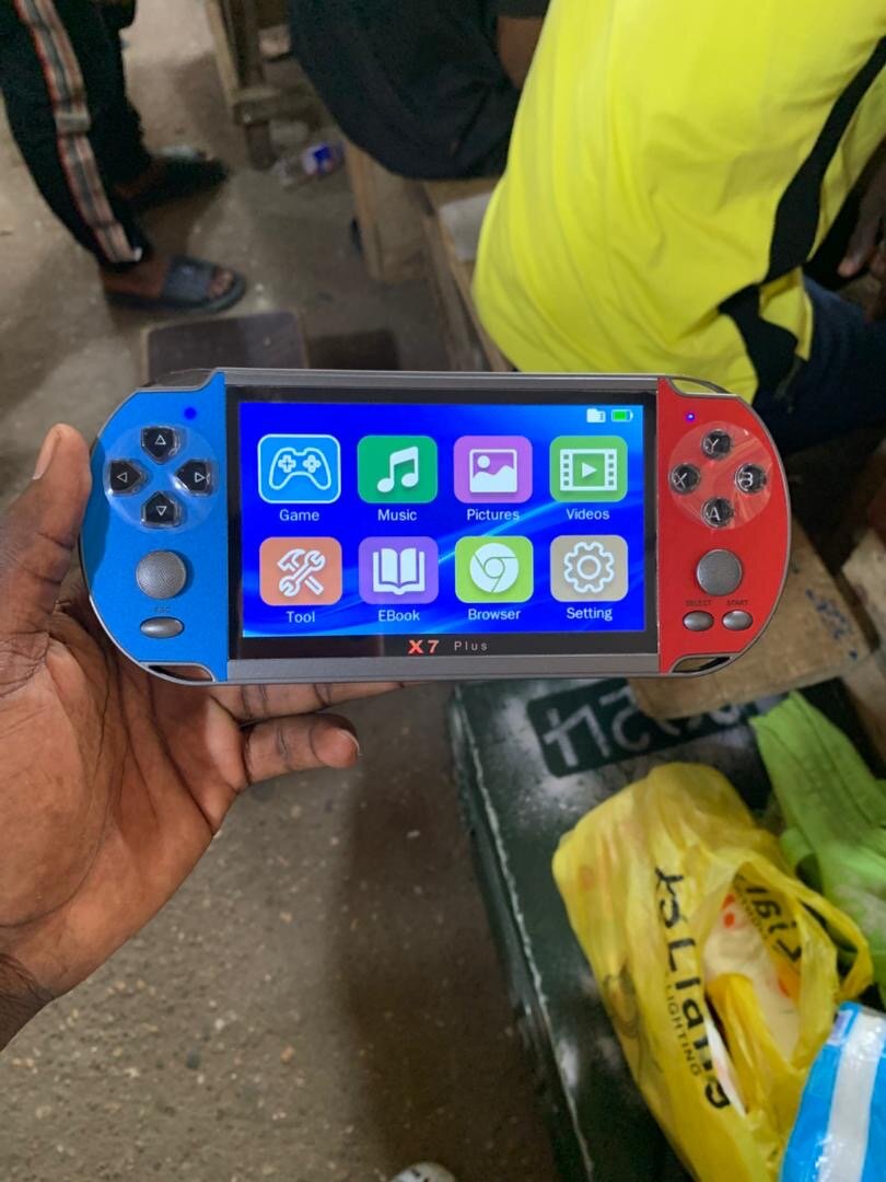 Console de jeu portable X7