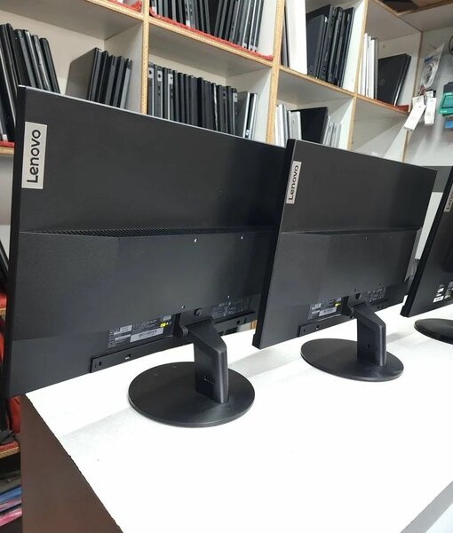 Moniteur Lenovo 24 pouces