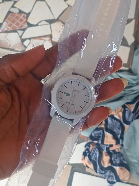 Montres élégantes unisexes