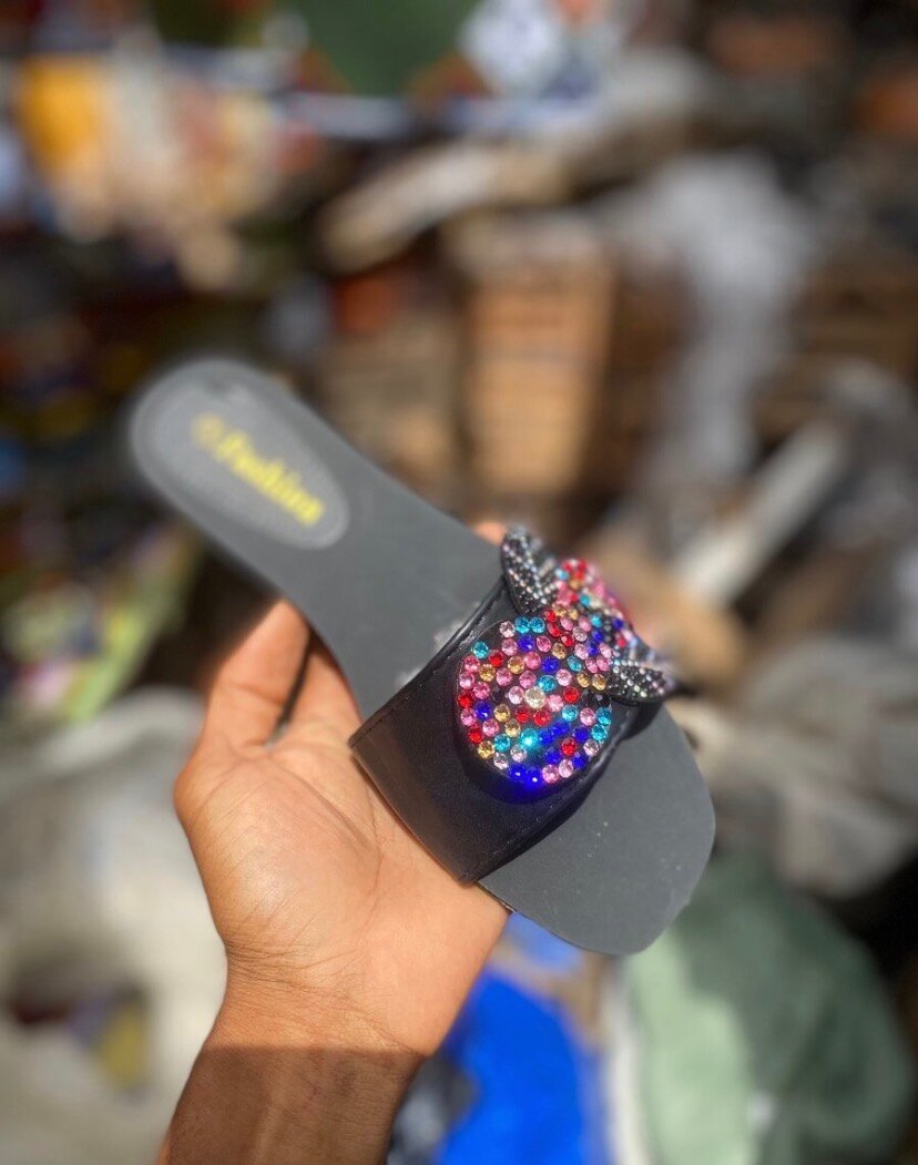 Sandales élégantes en strass